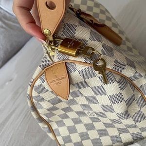 Speedy 30 white monogram